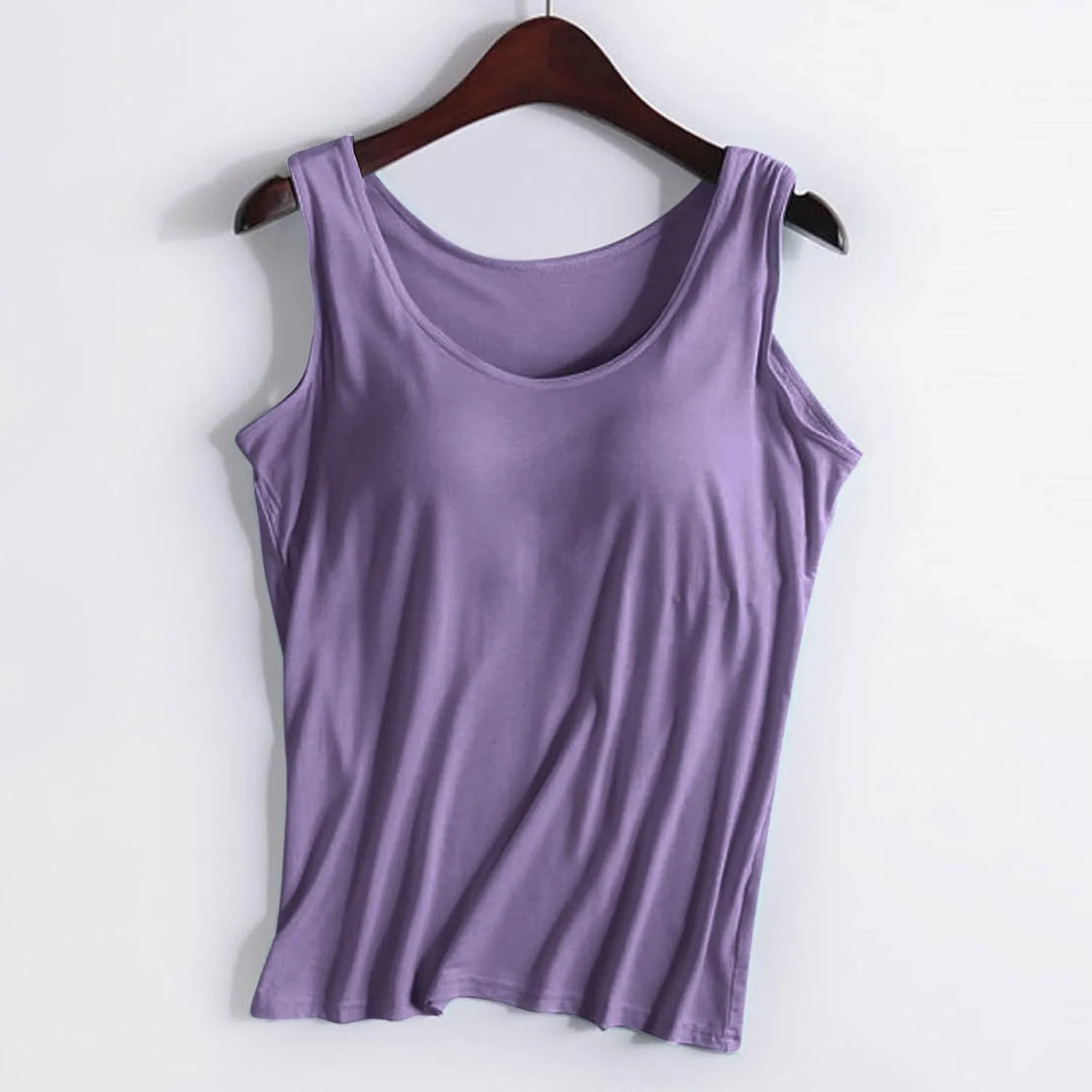 Camisole Tops for Women Built in Bra Spaghetti Strap Workout Yoga Shirts Basic Padded Tank Tops 2025 Summer Clothes