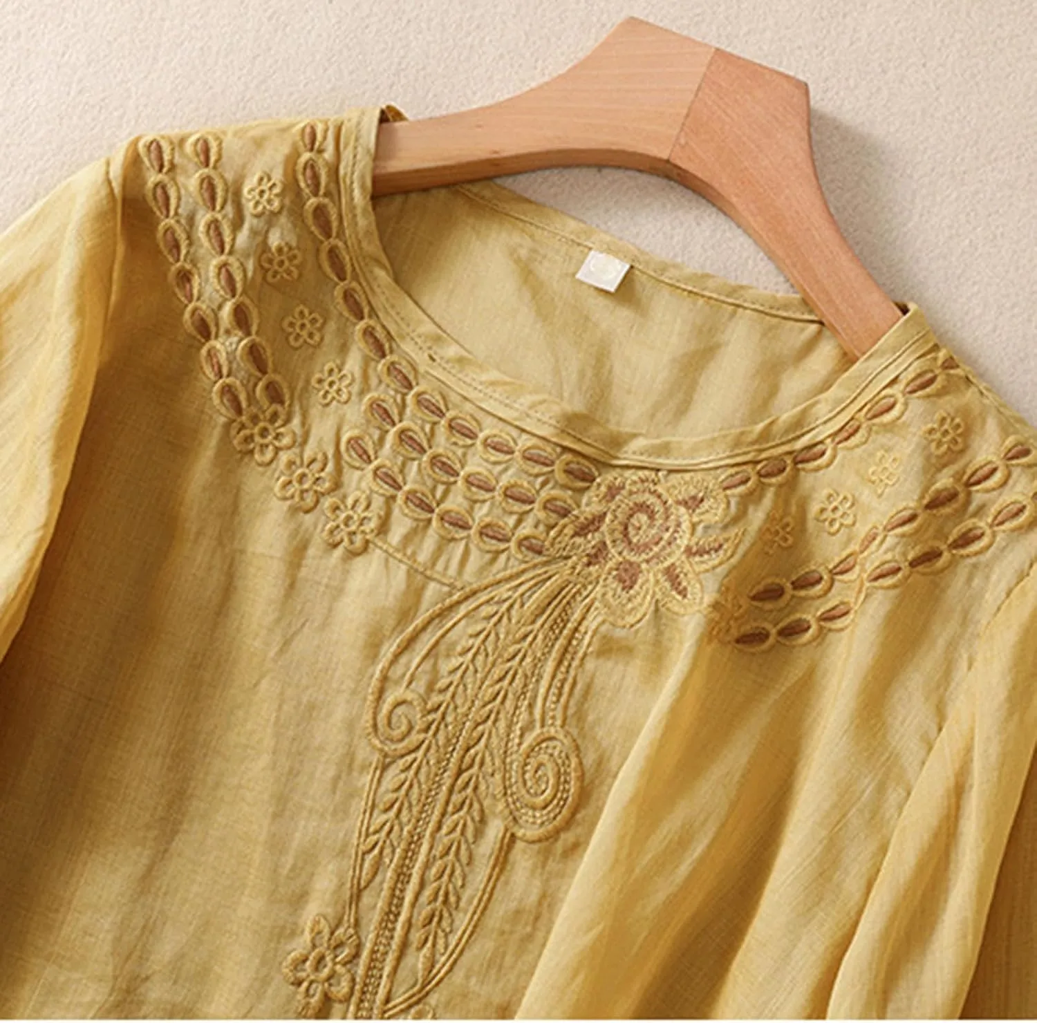 Summer Women Cotton Linen T-Shirt Tops Fashion Half Sleeve Floral Embroidered Shirts Casual Loose Boho Blouses Babydoll