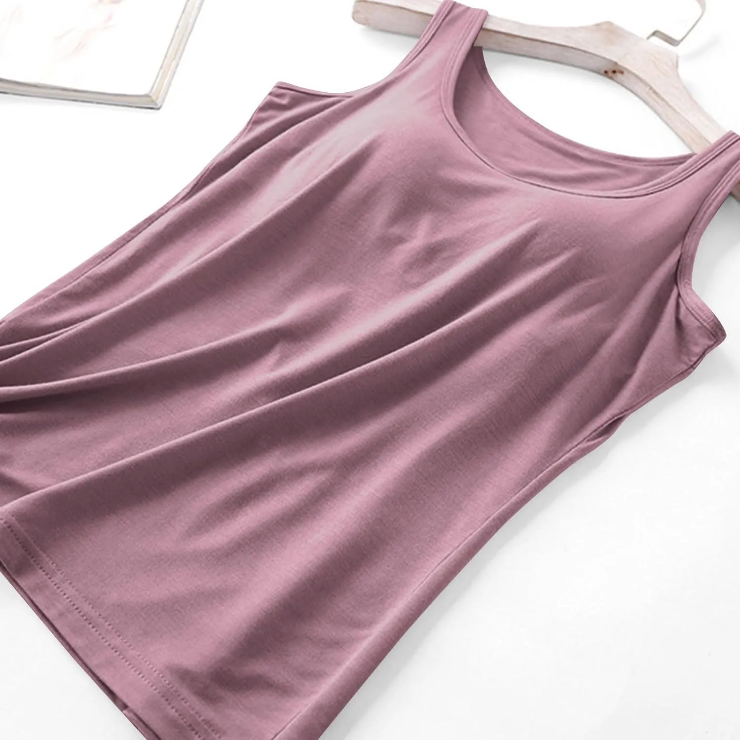 Tank Tops for Women with Built in Bras Loose Yoga Workout Top Basic Sleeveless Stretchy Gym Shirts Summer Undershirts