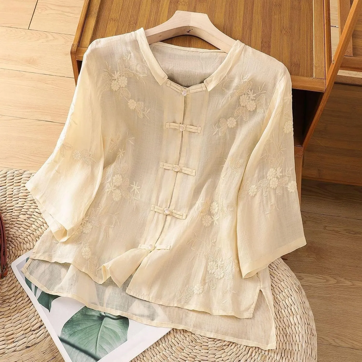 Women's Short Sleeve Linen Shirts Casual V-Neck Oversized T-Shirts Solid Loose Fit Summer Tee Shirts